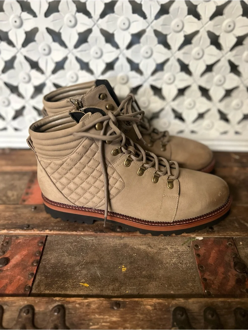 Blondo Waterproof Ankle Boots Women 11M Taupe Lace Up Quilted Combat Boot